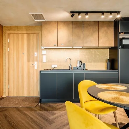 Skyview Suite - Niepowtarzalny Widok I Basen Lublin Eksteriør bilde